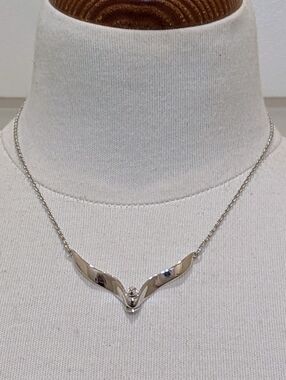 EUC 70s Sarah Coventry 15" Vintage Signed Silvertone Soaring Bird Necklace
